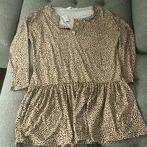 Tan and black dress dots pattern
